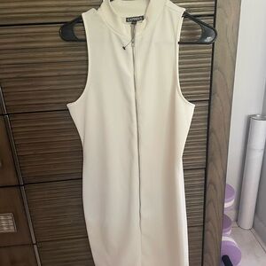 Express Women's Cream Sleeveless Dress